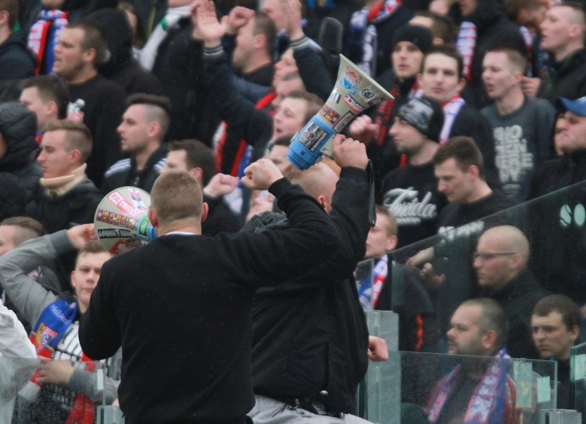 Górnik Zabrze spadł do 1. ligi po remisie 1:1 z Termalicą w...