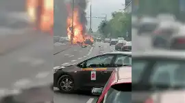 Spłonęło elektryczne auto. Samochód za milion złotych spłonął jak pochodnia!