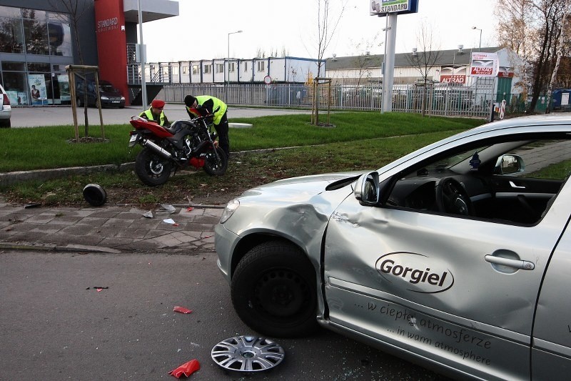 Wypadek motocyklisty na ul. Pomorskiej w Szczecini