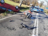 Zderzenie ciągnika rolniczego z samochodem osobowym na granicy Nowego Żmigrodu i Samoklęsk. Ranne trzy osoby [ZDJĘCIA]