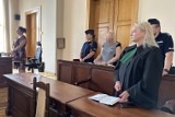 Fałszowała wyroki i wyłudziła 1,42 mln zł. Była pracownica sądu w Tomaszowie skazana nieprawomocnie - ZDJĘCIA, VIDEO
