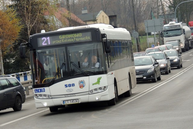 Autobus linii nr 21 kursuje z placu św. Katarzyny do Gronowa.