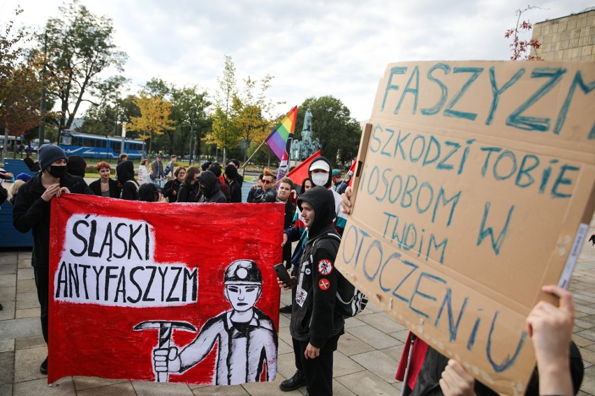 Kraków. II Antyfaszystowskie Street Party, czyli taneczny protest w obronie praw człowieka i mniejszości 