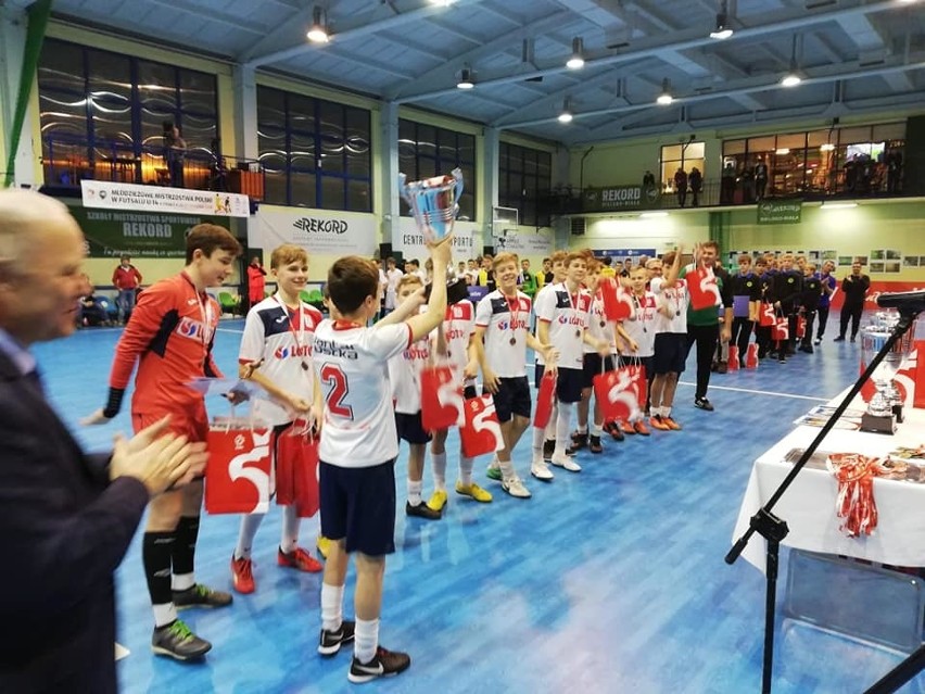 Jantar Ustka na podium Mistrzostw Polski w futsalu U14