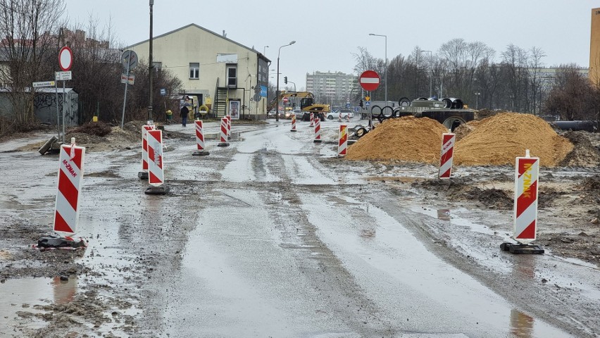 Uwaga! Będą problemy z dojazdem na Kampus Uniwersytetu Jana Kochanowskiego w Kielcach. Drogowcy szukają rozwiązania