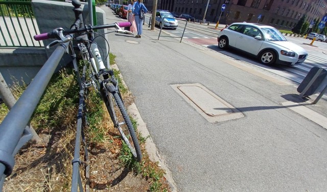 Wypadek rowerzystki w Piekarach Śląskich