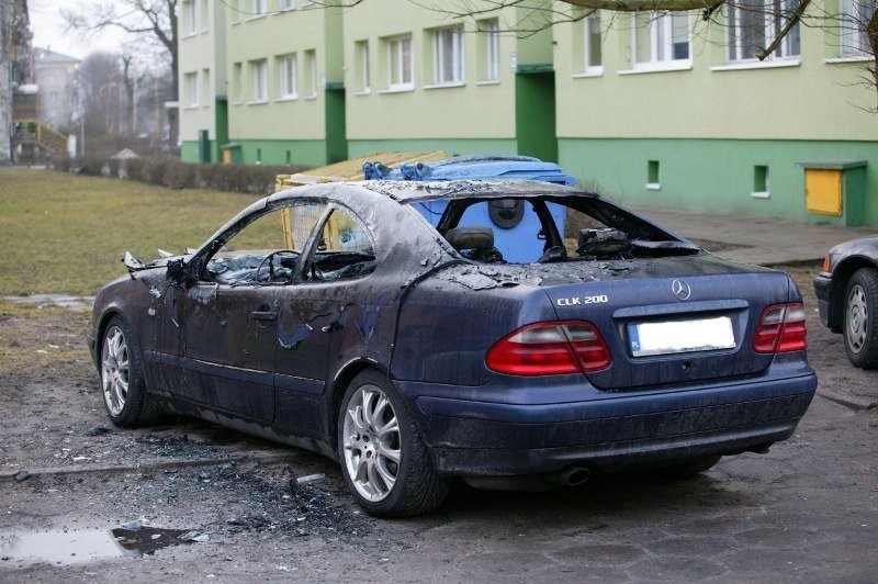 Spalony mercedes w Świnoujściu...