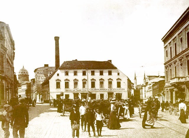 Zbożowy Rynek w 1915 r. - część zachodnia