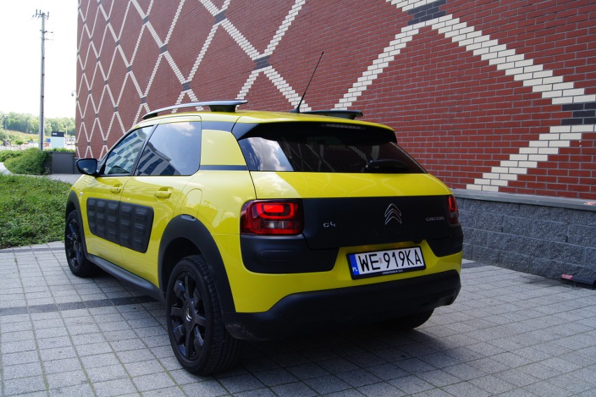 Citroën C4 Cactus to samochód osobowy typu crossover, klasy...