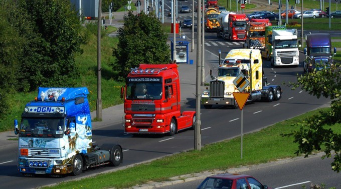 Parada ciężarówek przejechała przez Bydgoszcz