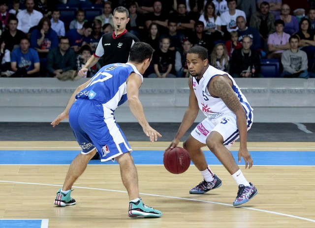 Trevor Relefor rzucił w Koszalinie 21 punktów dla Wilków.