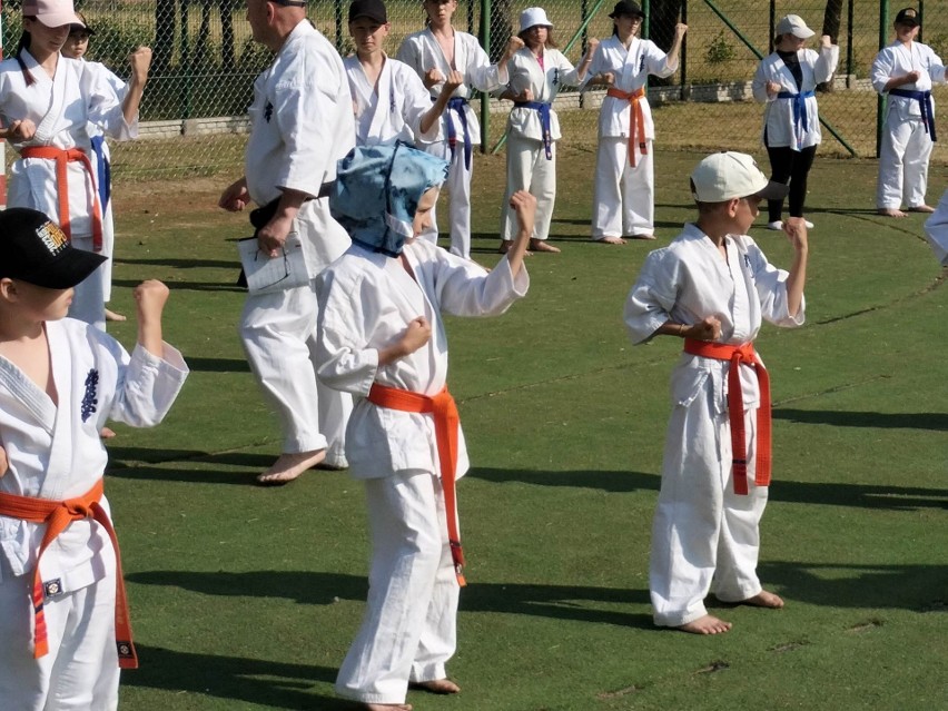 Zgrupowanie młodych karateków w Czarni odbyło się w sobotę 10.06.2023