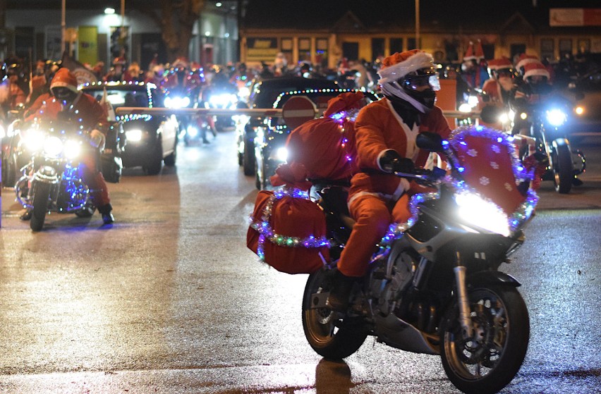 Parada motocykolowo-mikołajkowa w Jarosławiu [ZDJĘCIA]