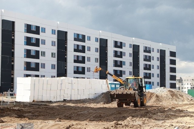 Na ul. Celulozowej trwa budowa czterech bloków, w których powstają mieszkania na wynajem