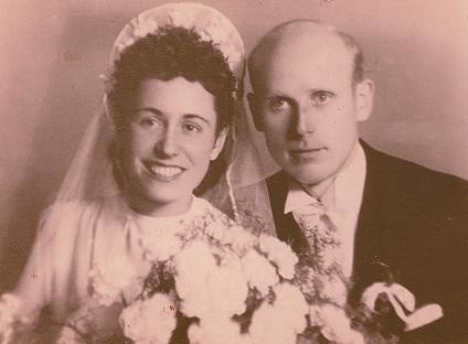 Ślubne zdjęcie Anny i Wiktora- wrzesień 1947 rok
