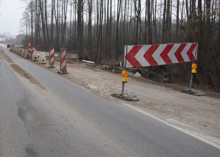 Przebudowa drogi wojewódzkiej numer 727 w gminie Jastrząb.