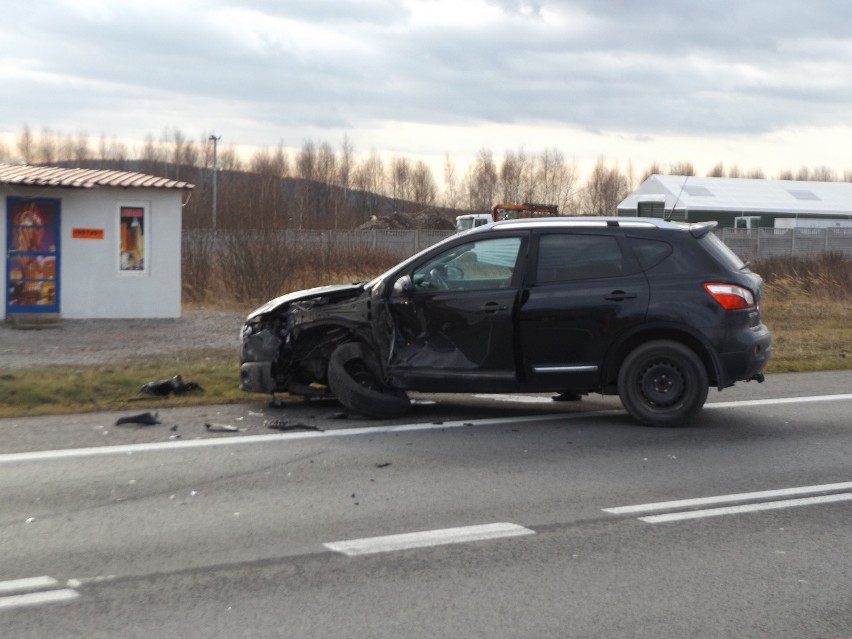 Wypadek w Radlinie! Zderzyły osobówka i ciężarówka 