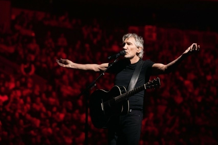 Swój koncert w ubiegłym roku miał dać także Roger Waters,...