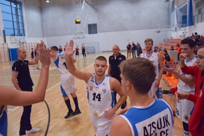 II liga koszykarzy: Zwycięstwo na inaugurację AZS UJK Kielce