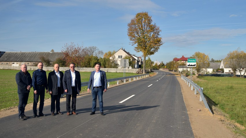 Droga łącząca miejscowość Romany ze skrzyżowaniem z drogą wojewódzką numer 648 oficjalnie otwarta. Koszt to blisko 2 mln złotych