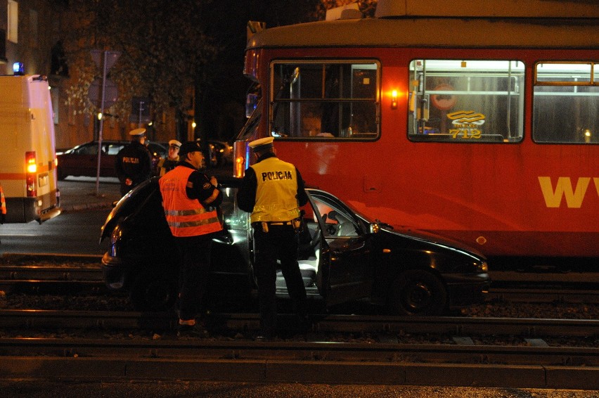 Grunwaldzka: Poważny wypadek. Nie kursują tramwaje