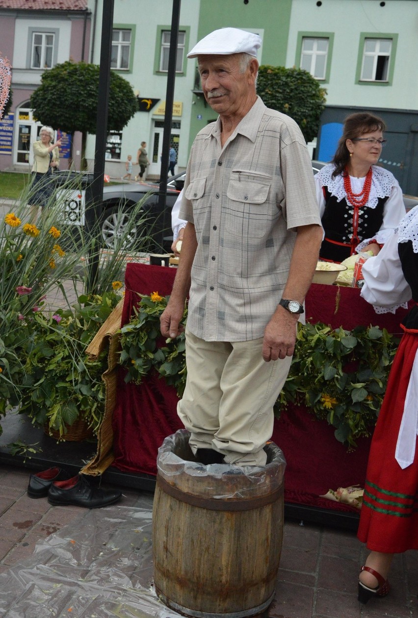 Na Festiwal Smaku do Miechowa przyjechała nawet stuletnia wojskowa kuchnia polowa