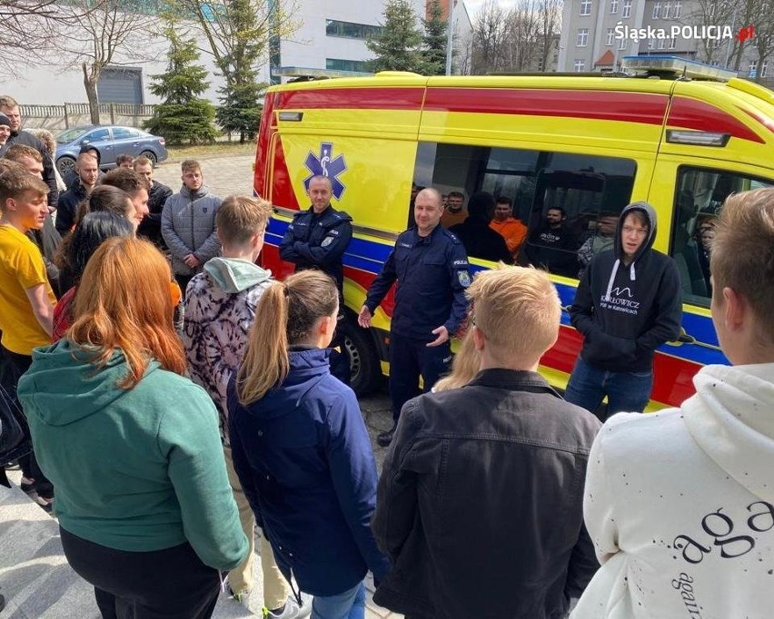 Śląscy policjanci spotkali się ze studentami ratownictwa...