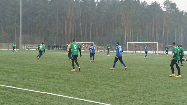 W sobotę Stal Stalowa Wola (zielone stroje) zagrała ze Stalą Mielec.