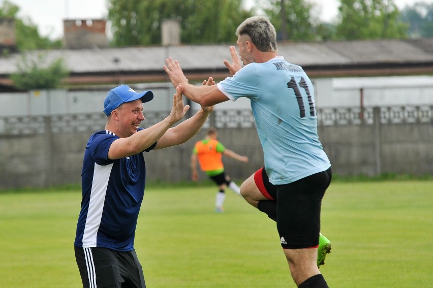 4. liga piłkarska. Skalnik Gracze - MKS Gogolin 1-2