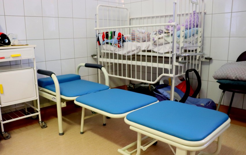 Pięć łóżko – foteli zafundował szpitalowi Urząd Miejski w...