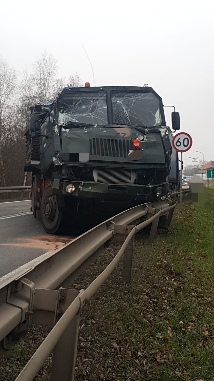 Wypadek transportu wojskowego z opolskiej 10 Brygady...