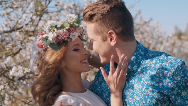 Jedną z głównych ról w nowym teledysku odgrywa Julia Karasińska, finalistka Miss Ziemi Radomskiej 2019.