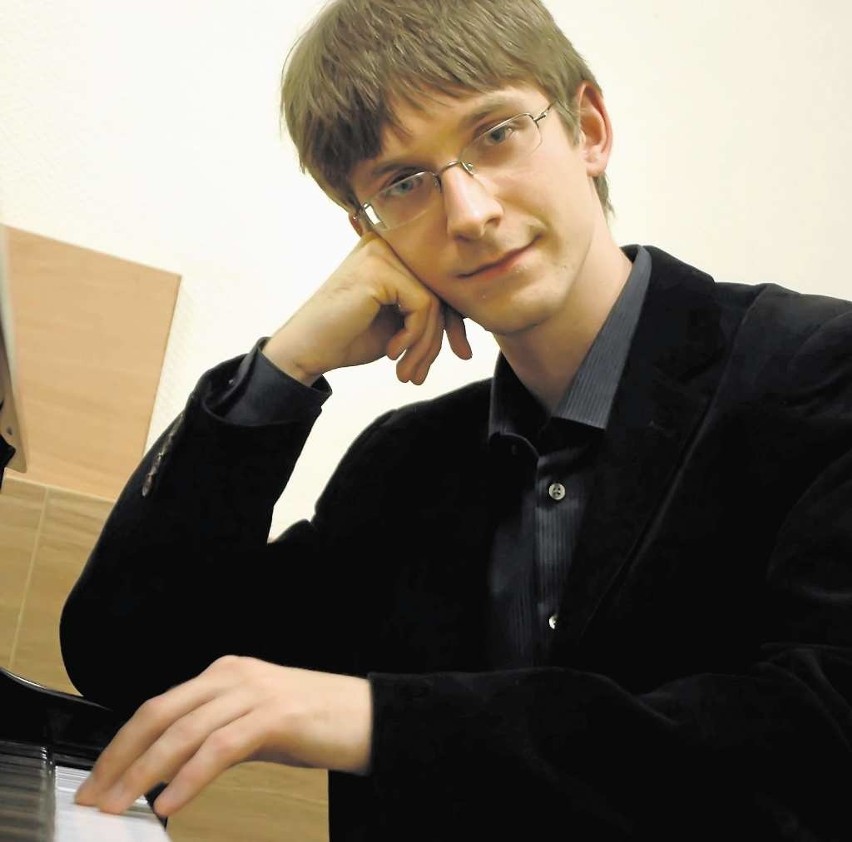 26-letni pianista Marcin Koziak