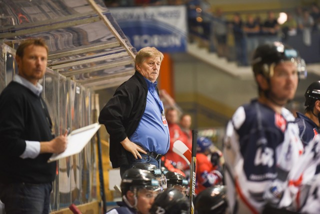 Trener Leszek Minge w tym sezonie poprowadził drużynę do sześciu ligowych meczów.