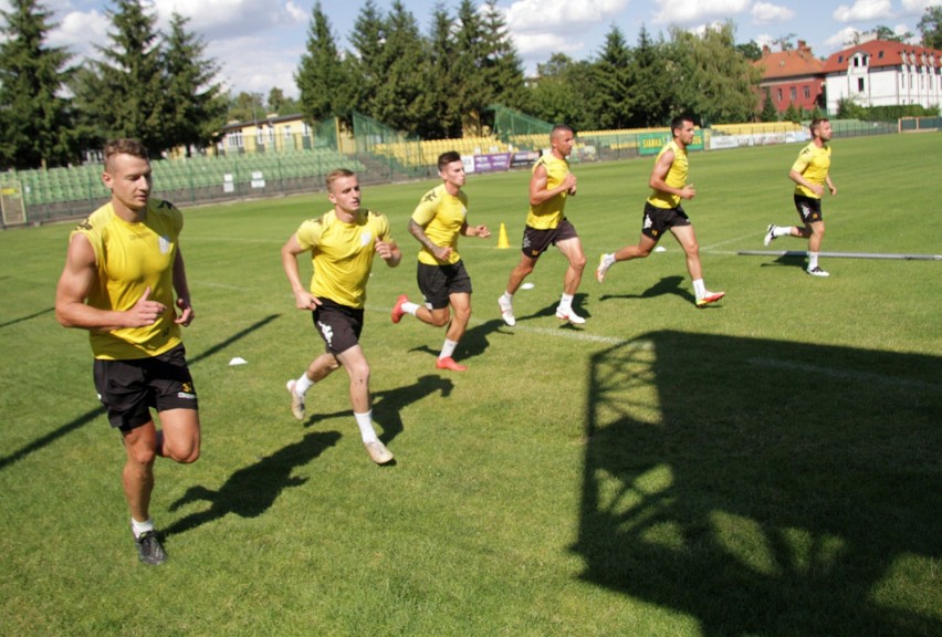 eWinner 2 liga. Siarka Tarnobrzeg po tygodniu przerwy wznowiła treningi. Wkrótce początek sezonu. Zobacz zdjęcia