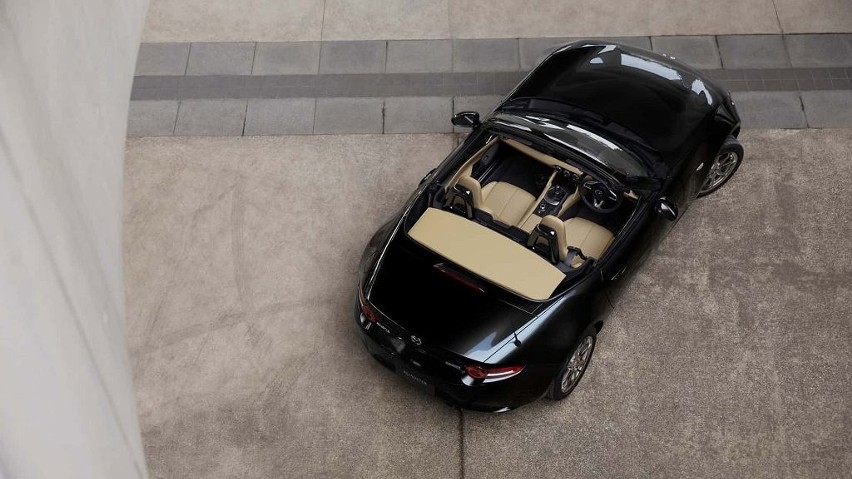Mazda MX-5 2024. Jakie zmiany wprowadza lifting? Nie tylko zmienił się wygląd 