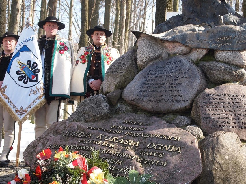 Zakopane: górale oddali hołd Żołnierzom Wyklętym [ZDJĘCIA, WIDEO]