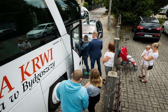 Bydgoszczanie oddali krew w ramach 43. akcji parafii Bożego Ciała "Podaruj choremu kropelkę życia".