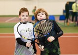 Perfekt Tenis gościł 36 młodych adeptów tenisa. Świąteczny Turniej dał frajdę najmłodszym. Zobacz zdjęcia