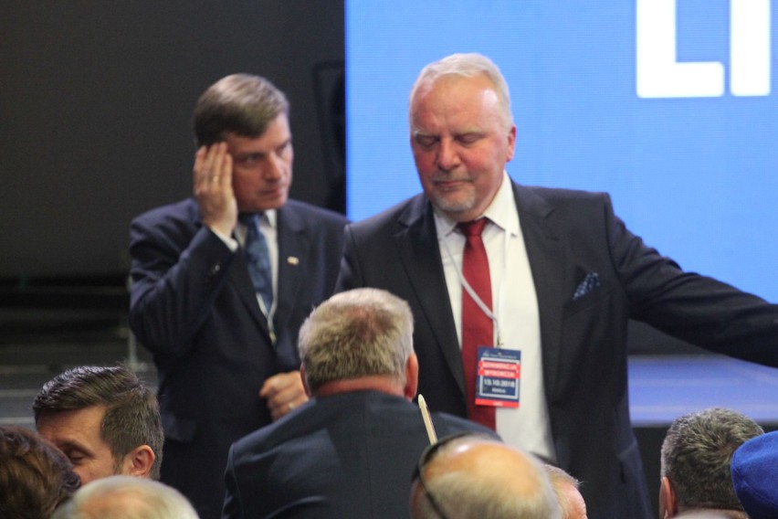 Jarosław Kaczyński i Mateusz Morawiecki w sobotę na konwencji wyborczej PiS w Kielcach [ZAPIS TRANSMISJI]