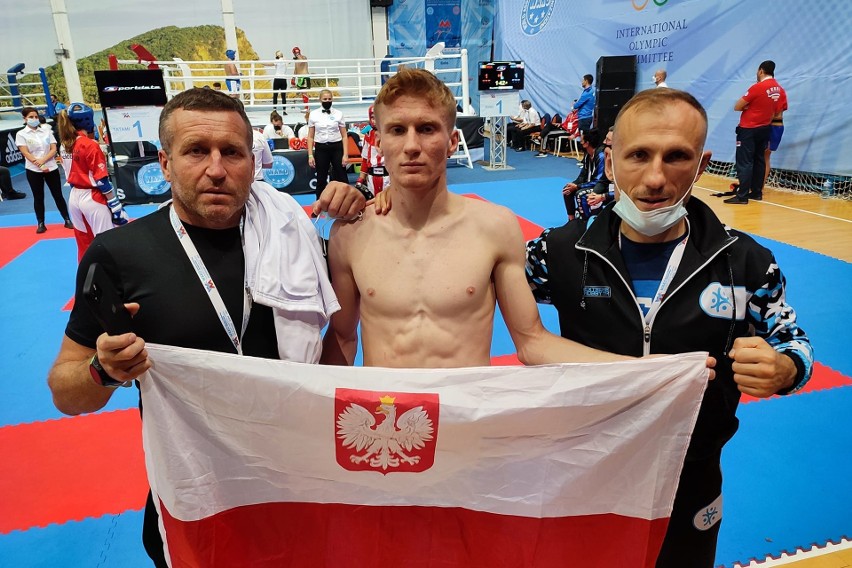 Miłosz Kruk ze Skarżyska-Kamiennej wystartował na mistrzostwach Europy w kickboxingu
