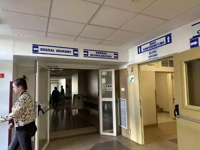 "Udarówka" nie działa już blisko trzy lata w szpitalu w Grudziądzu. A lekarze, którzy pozostali w oddziale neurologii chcą więcej zarabiać.