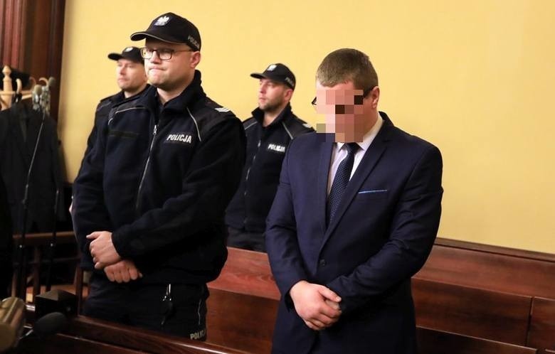 12 lat więzienia dla nożownika z ulicy Gagarina w Toruniu