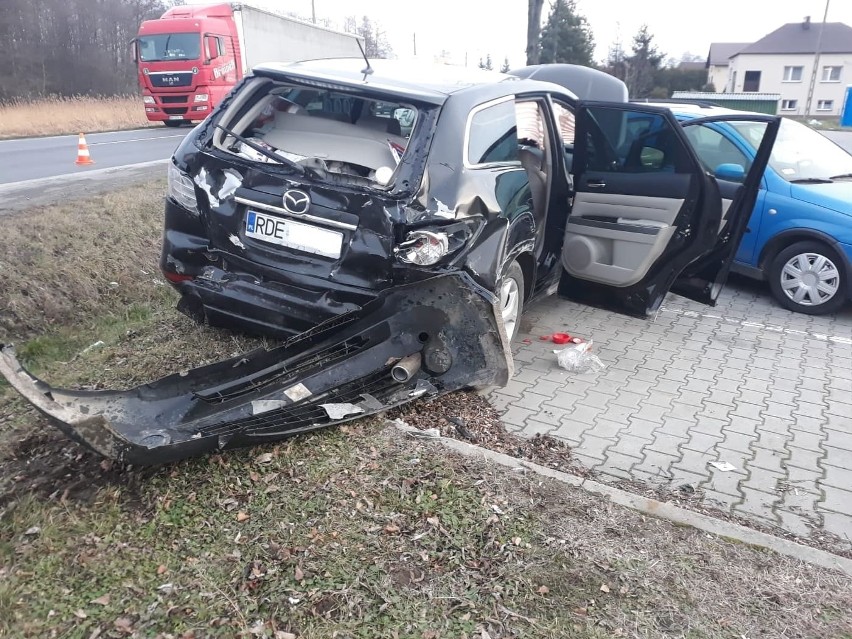 Do wypadku doszło w poniedziałek około godz. 15.30 na ul....