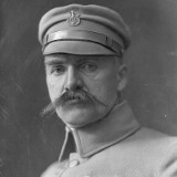 Piłsudski w Tarnowie pogrywał w karty, ale cała wygrana kasa szła na politykę