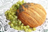 Chleb dożynkowy i związane z nim zwyczaje [przepis]