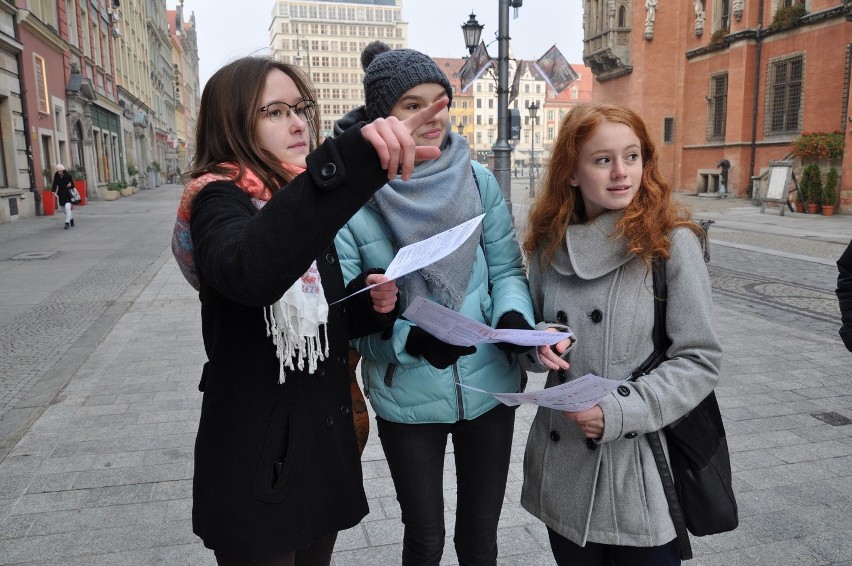 Spacerowali śladami żydowskiego Wrocławia (ZDJĘCIA)