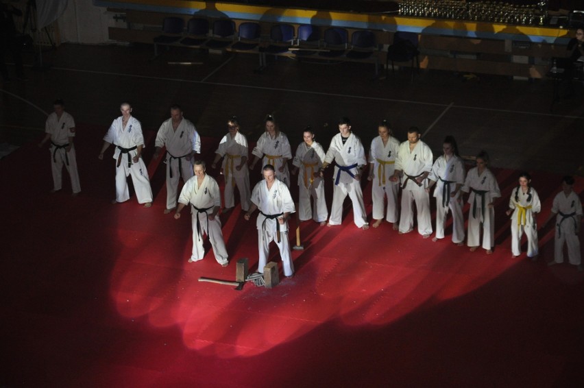 Bardzo duże zainteresowanie Turniejem Noworocznym Karate Kyokushin w Kielcach zorganizowanym przez klub Chikara [ZDJĘCIA]