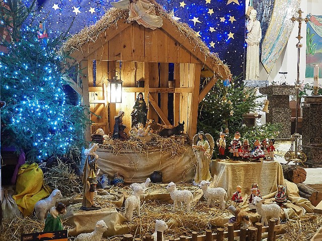 Jak co roku w święta łodzianie oglądają bożonarodzeniowe szopki w kościołach. ZOBACZ ZDJĘCIA