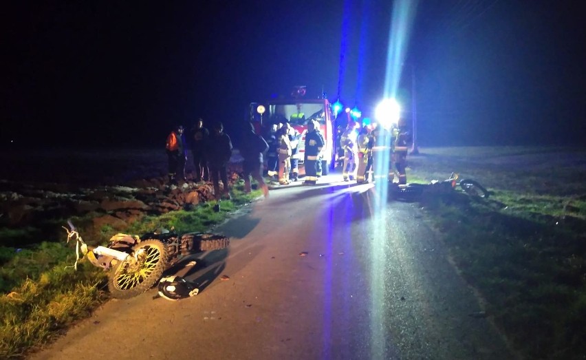 Wypadek w Jeżowie w gminie Sędziszów. Zderzenie dwóch motocykli, dwie osoby ranne [ZDJĘCIA]